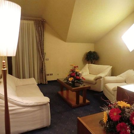 Hotel Bellavista Montebelluna Εξωτερικό φωτογραφία